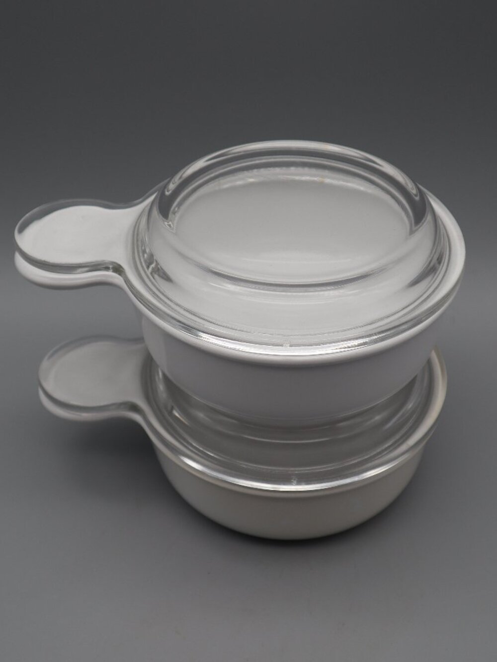 2 Vintage White Corning Ware Grab-It Bowls P-150-B w/ Glass Lids P-150-C